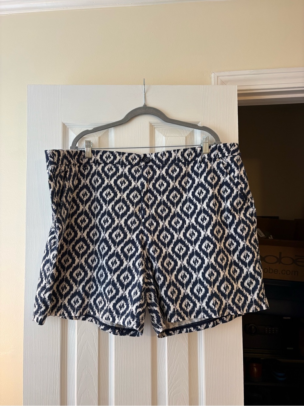 intro. Navy and White Geometric Print Bermuda Shorts